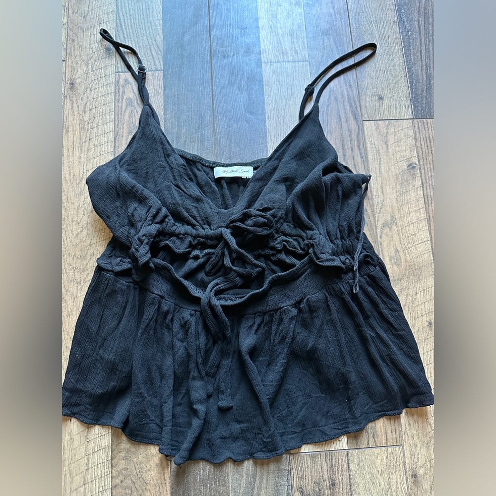 Flowy tank